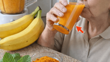 🌙 The Quiet Night Elixir: 6 Powerful Leaf Remedies to Stop Snoring Naturally